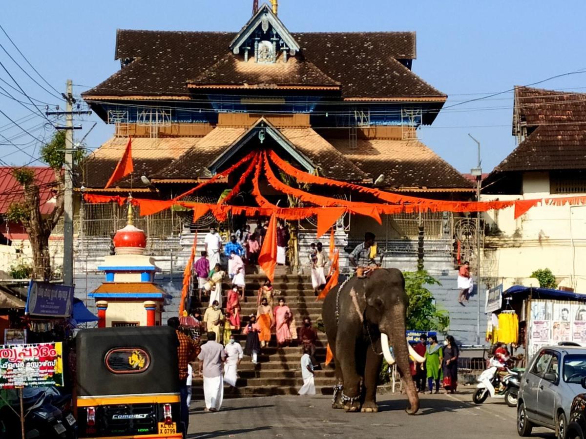 Swasthi Griha Vila Aranmula Exterior foto